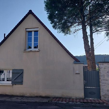 Le Prieure Reposant Otel Port-Villez Dış mekan fotoğraf